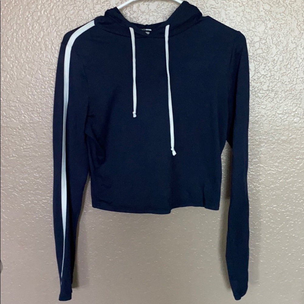 Blue long sleeve crop top